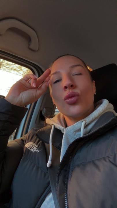 Dominique Ellinoir Pyra