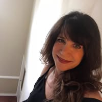 Julie Hernandez