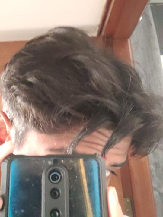 How is my STRAIGHT HAIR "flowing" 