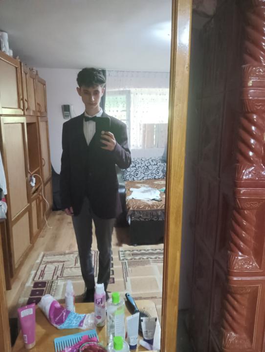 Rate this outfit 