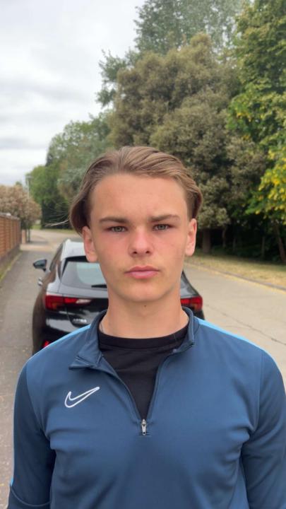 What hairstyle should I get ?