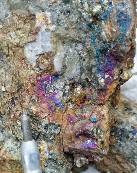 I dig rocks ⚒ and minds 🔮