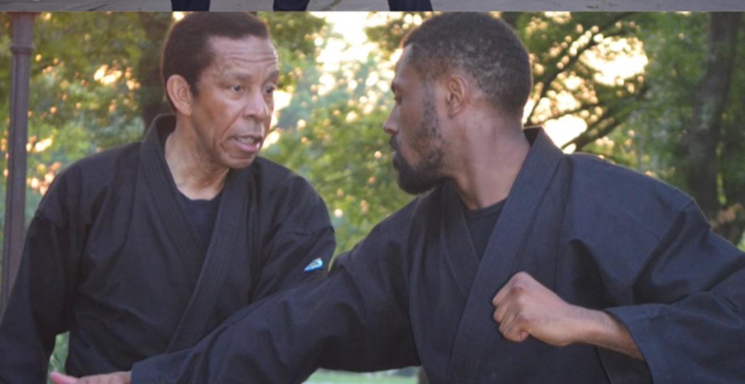 Quick Close Quarter movements for self defense