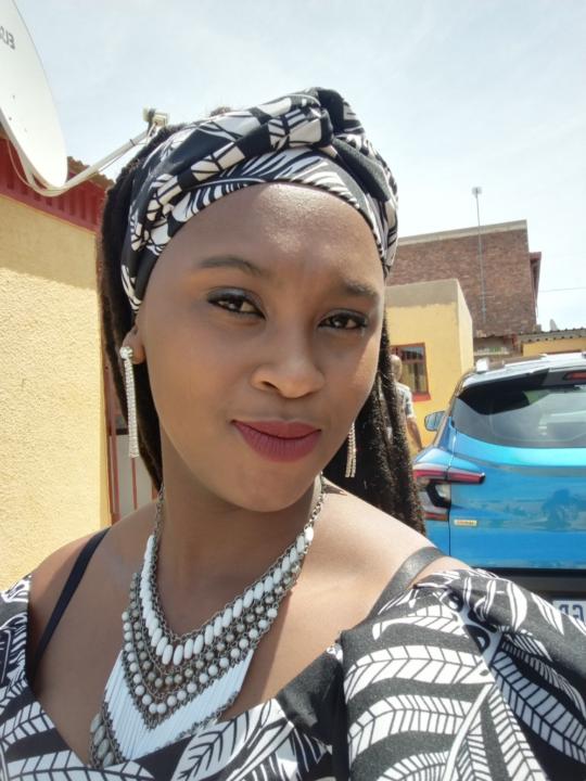 Londeka Dlamini