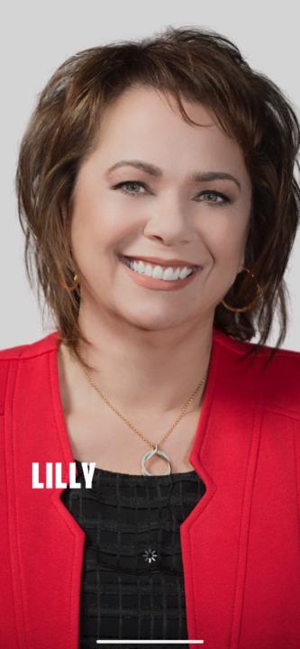 Lilly Zava