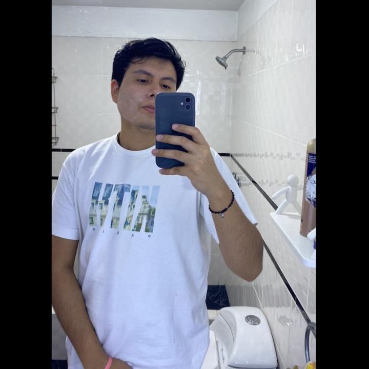 Axl Darwich Estrella Pariona