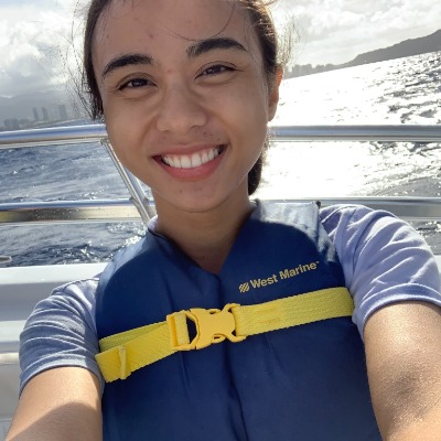 Julia Santos