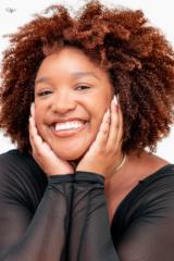 Nairobi Carrillo Hansel