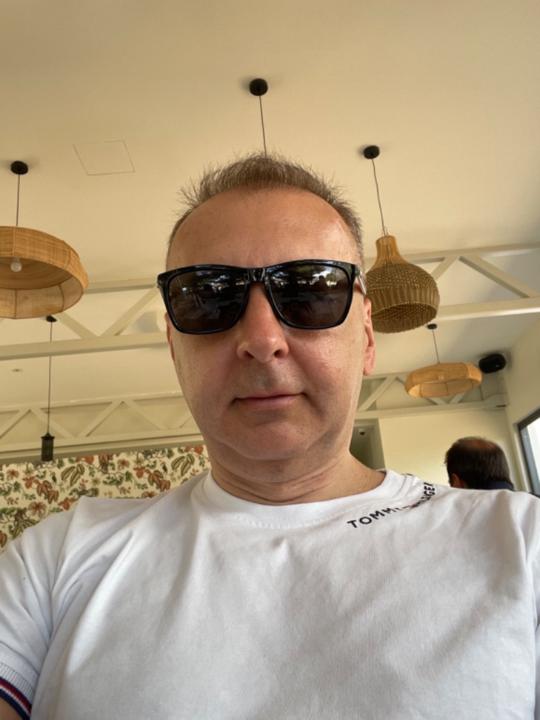 Krzysztof Bujak