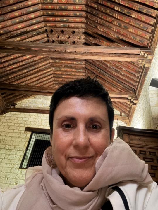 Gloria LOURTAU López