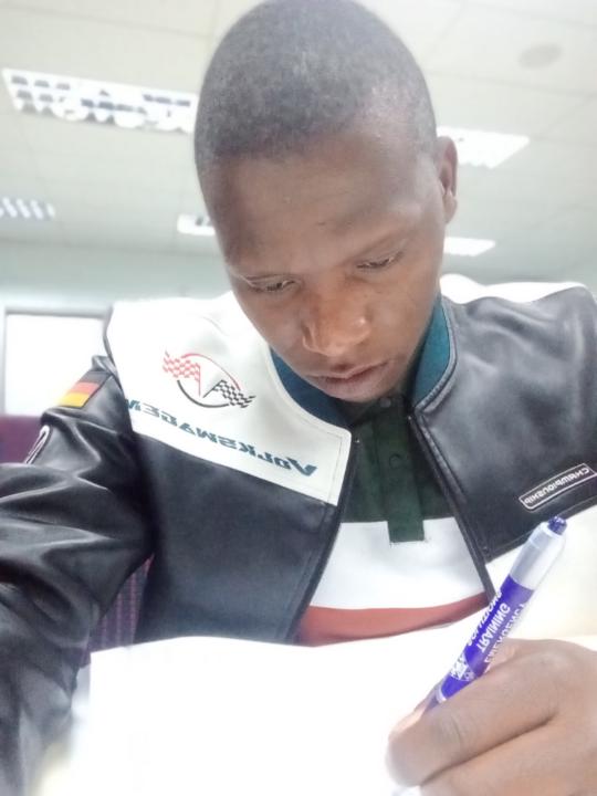 Mhlonipheni Nkosi