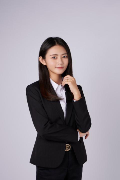 依靜 蔡