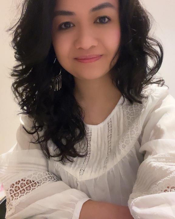Ariane L. André