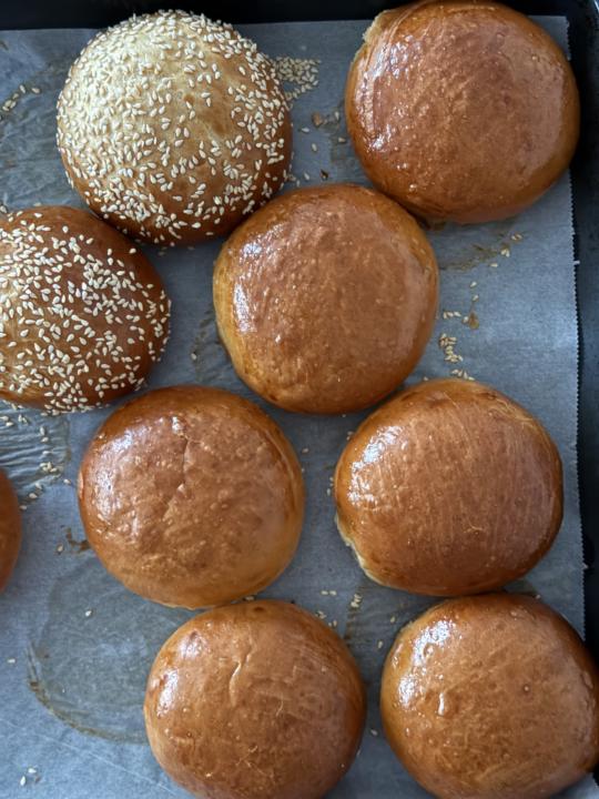 Burger buns