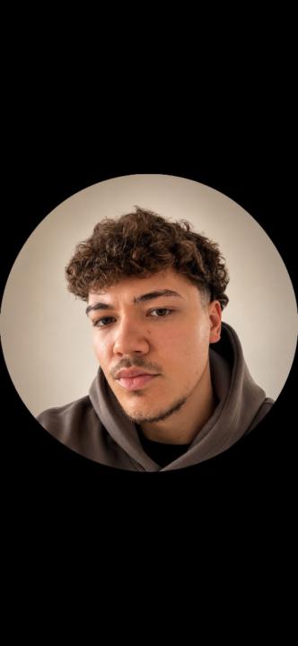 Kade Roman