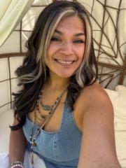 Melinda Flores