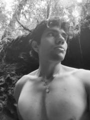 Andrew Mora Rodríguez