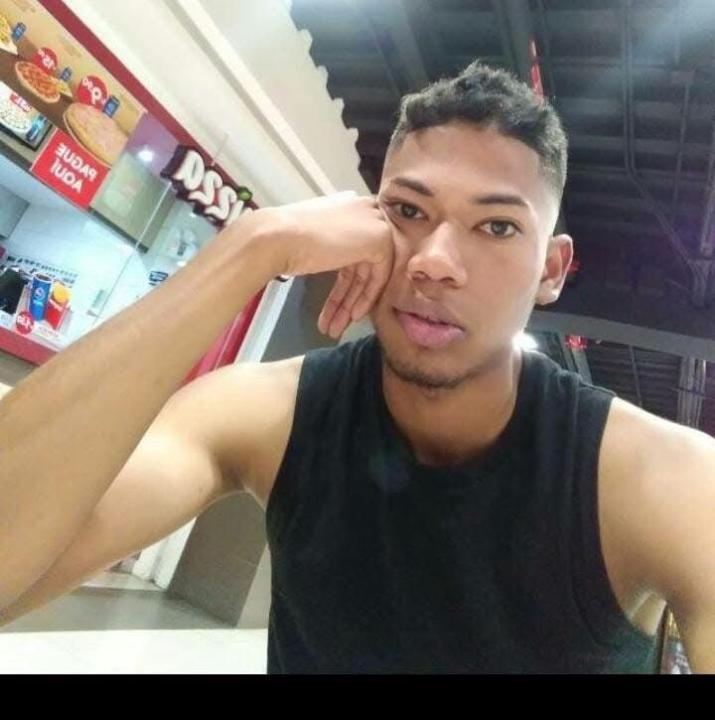 Carlos Lobaton