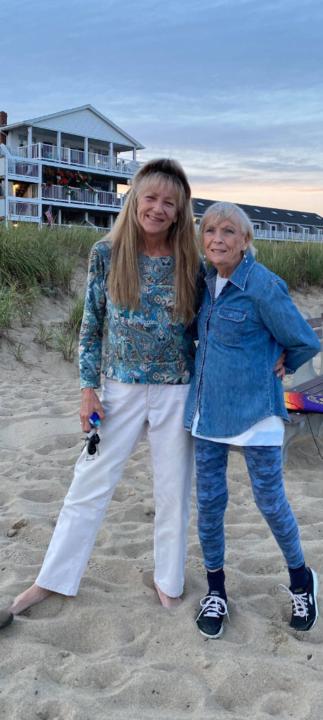 Lyn Hinds