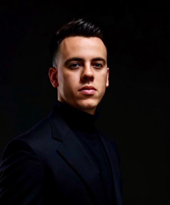 Alex T