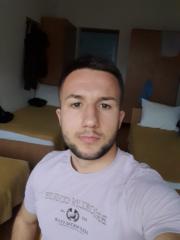 Vlada Milosavljevic