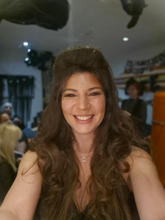Roxy Evans