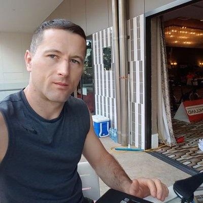 Dan Hackett