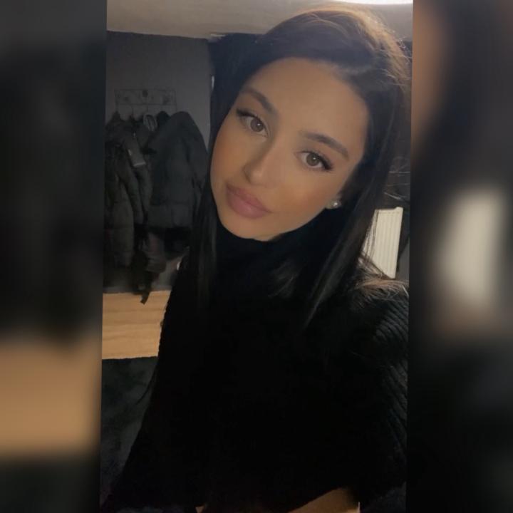 Selin Adigüzel