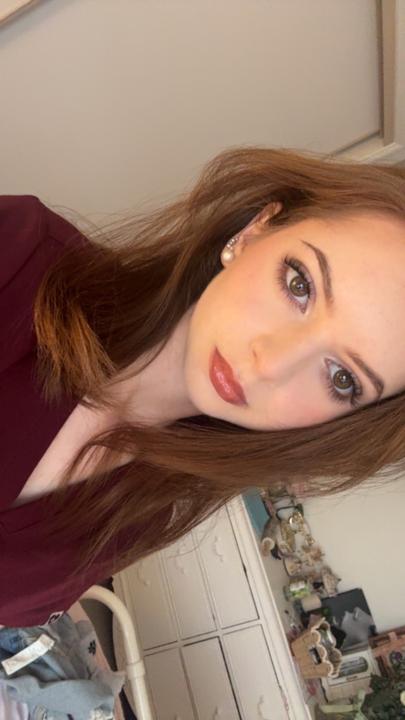 Alexis Button