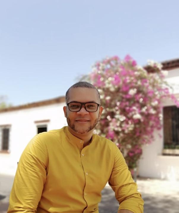 Conoce al Profe Jonathan.