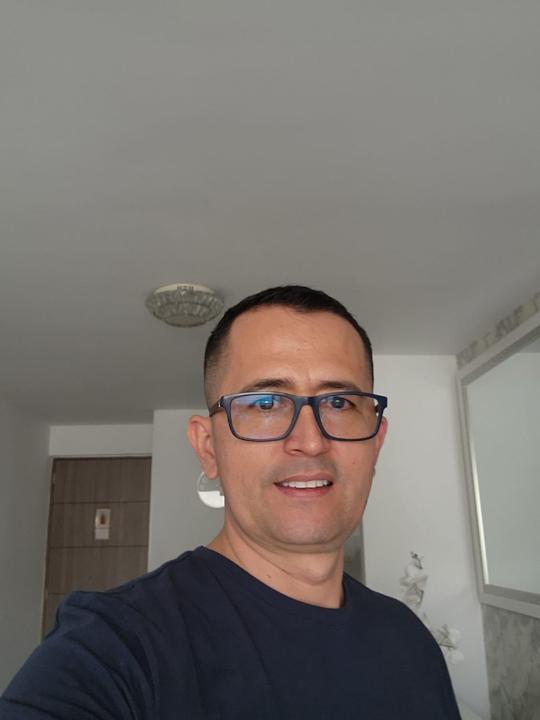 Oscar Martinez Uribe