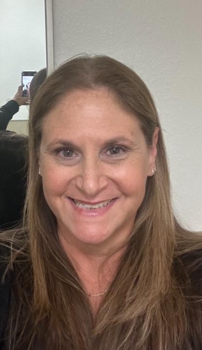 Lauren Schwam