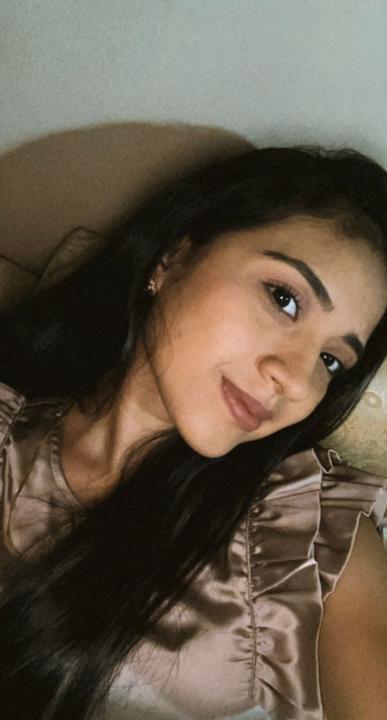 Angie Belén González Carrillo