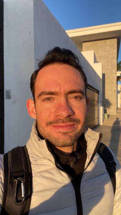 Roberto Aguilar