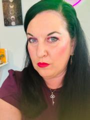 Deanna Hyland