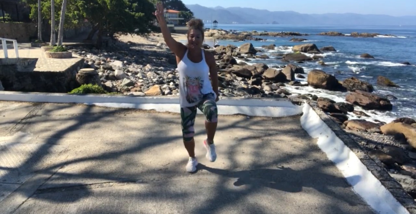 Dance Fitness 4 on the ocean