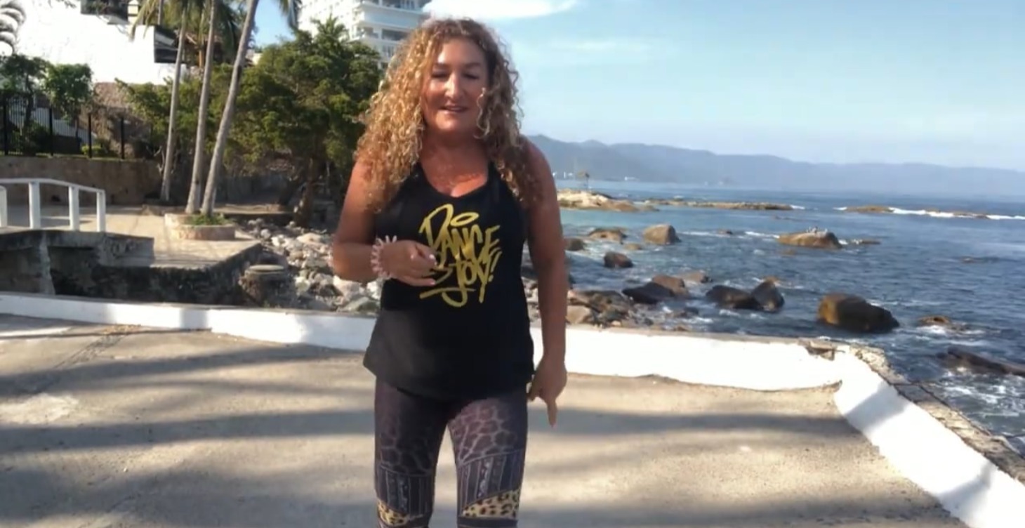 Dance Fitness 2 on the ocean