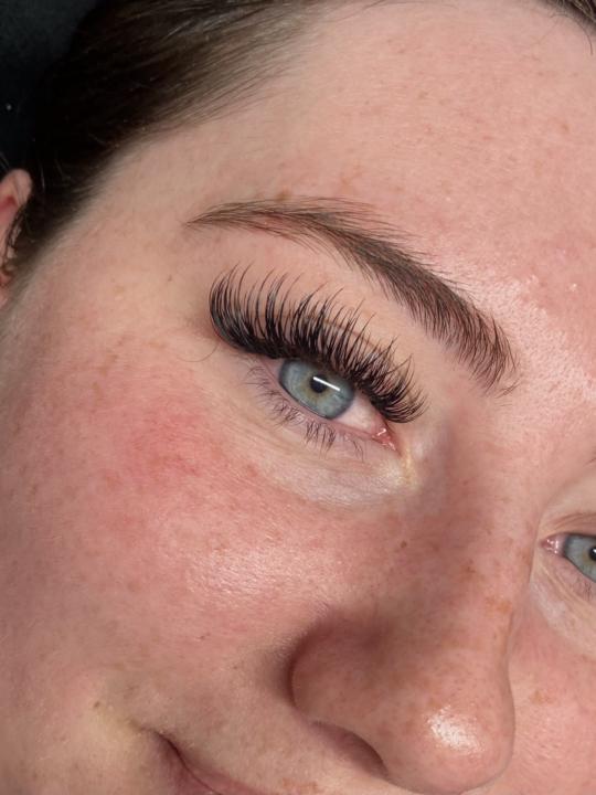 one of my favourite lash sets recently 🫶🏻