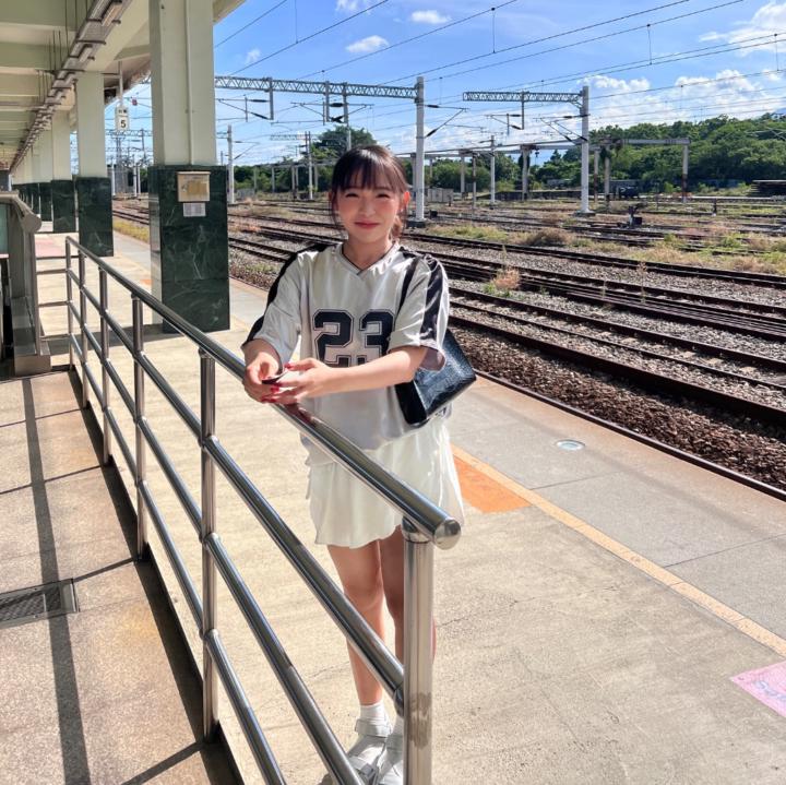 陳 欣妤
