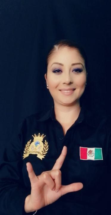 Laura maria Uribe cubeyro