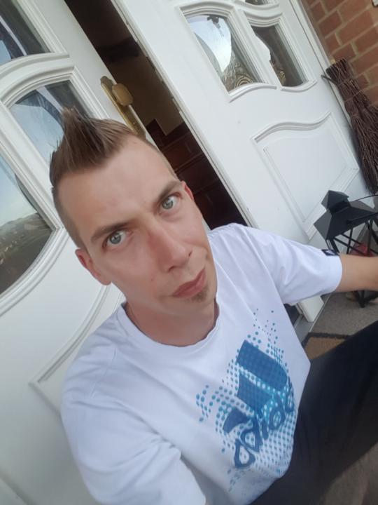 Marcel Hansen - Schermer