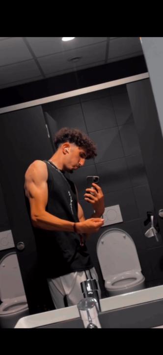 Aarón Clavero Fierro