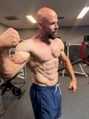 Gilbert Bellesteros
