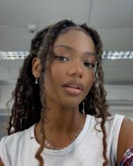Joseline Winos