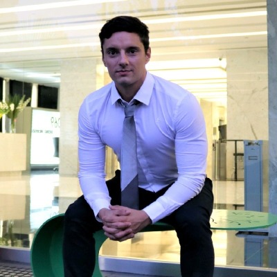 Clever Bossi Pavolenk