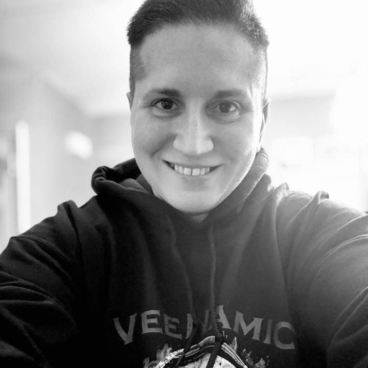 Vee Namic