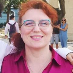 Анелия Рениколова