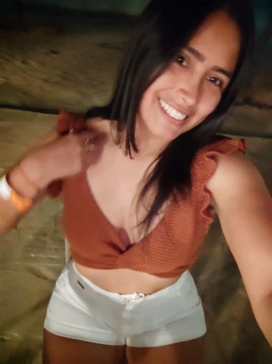 Thais Alvan