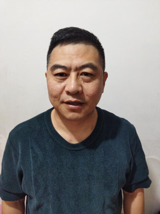 玉 张