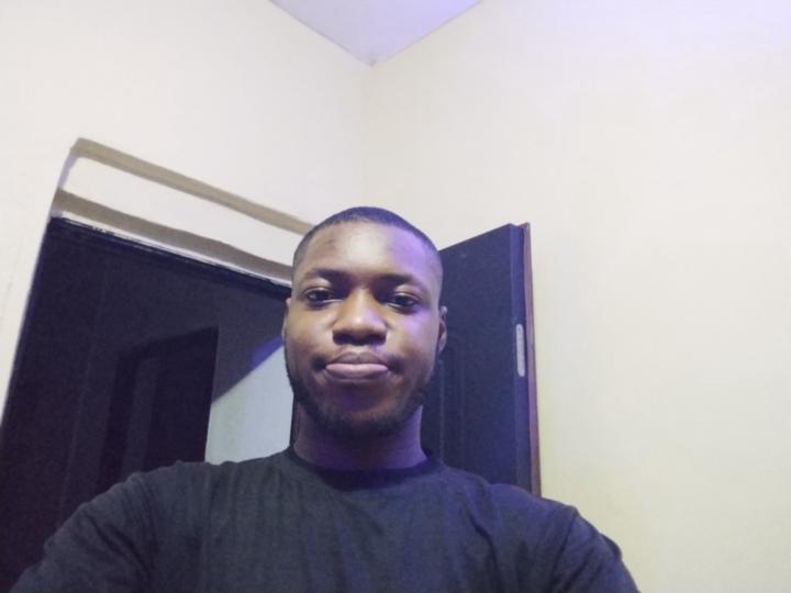 Emmanuel Omhonria